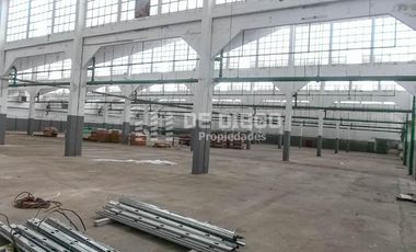 Deposito en venta 3481 m2 en predio industrial con seguridad Quilmes, apto credito, GBA Sur
