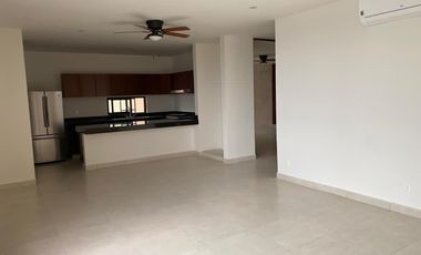 DEPARTAMENTO AMUEBLADO EN CAMPECHE EN FRACC. RESIDENCIAL LA EMINENCIA