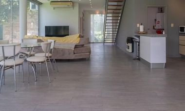 Casa en venta en Country El Paso a metros del ingreso principal