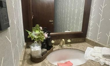 VENTA CASA DE 6 AMBIENTES EN FLORIDA MITRE