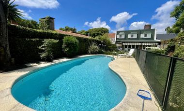 VENTA CASA DE 6 AMBIENTES EN FLORIDA MITRE