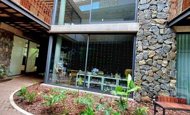 Venta Oficina en  Aldea Work Barrio Aldea Fisherton