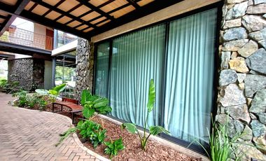 Venta Oficina en  Aldea Work Barrio Aldea Fisherton