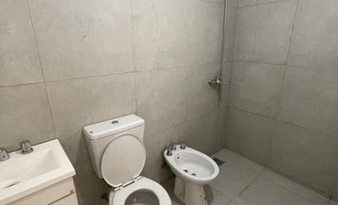 CASA  en VENTA de 2 dormitorios a  Estrenar - Guadalupe Oeste. Padre Genesio 1200