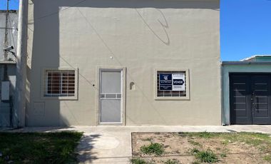 CASA  en VENTA de 2 dormitorios a  Estrenar - Guadalupe Oeste. Padre Genesio 1200