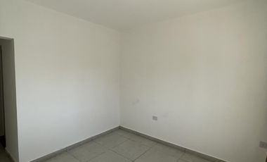 CASA  en VENTA de 2 dormitorios a  Estrenar - Guadalupe Oeste. Padre Genesio 1200
