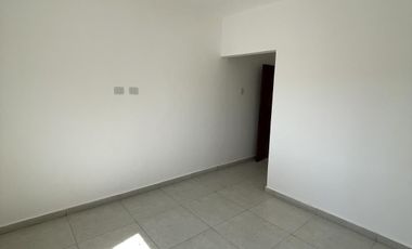 CASA  en VENTA de 2 dormitorios a  Estrenar - Guadalupe Oeste. Padre Genesio 1200