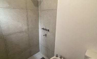 CASA  en VENTA de 2 dormitorios a  Estrenar - Guadalupe Oeste. Padre Genesio 1200