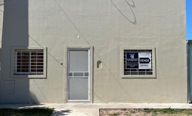 CASA  en VENTA de 2 dormitorios a  Estrenar - Guadalupe Oeste. Padre Genesio 1200