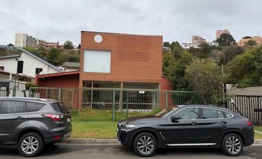 AMPLIO LOCAL COMERCIAL HABITACIONAL, EN GENERAL CARRERA N° 4