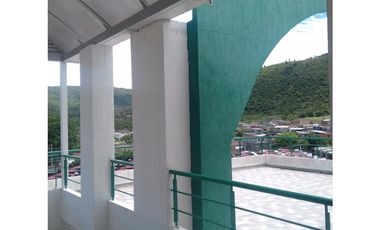 ARRIENDO APARTAMENTO PRIMER PISO CERCA AL ESTADIO DE GIRARDOT