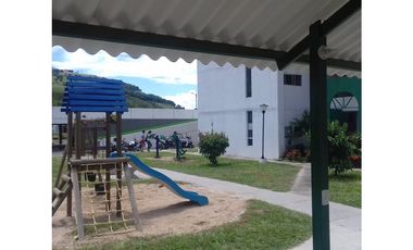 ARRIENDO APARTAMENTO PRIMER PISO CERCA AL ESTADIO DE GIRARDOT