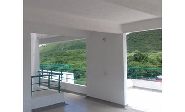 ARRIENDO APARTAMENTO PRIMER PISO CERCA AL ESTADIO DE GIRARDOT