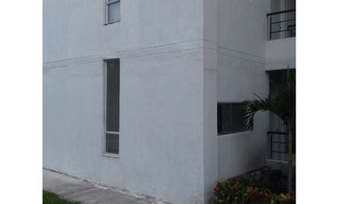 ARRIENDO APARTAMENTO PRIMER PISO CERCA AL ESTADIO DE GIRARDOT