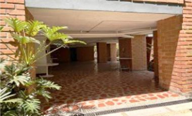 venta apartamento Medellin poblado tesoro casa de 1 nivel remodelado