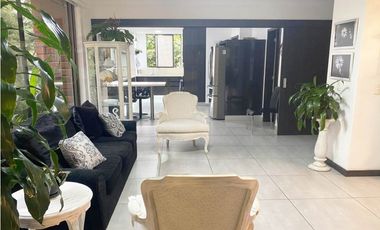 venta apartamento Medellin poblado tesoro casa de 1 nivel remodelado