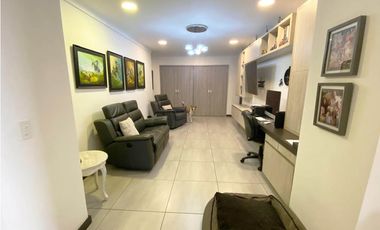 venta apartamento Medellin poblado tesoro casa de 1 nivel remodelado