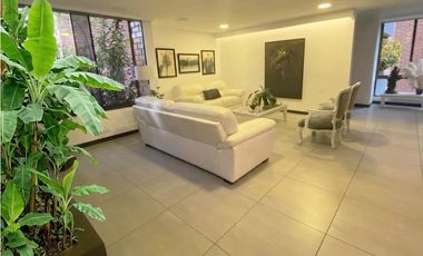 venta apartamento Medellin poblado tesoro casa de 1 nivel remodelado