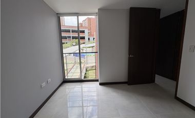 Venta apartamento en la Av Sur de Pereira, 2 piso