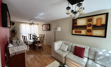 Excelente casa en  venta en Fuentes de Satélite