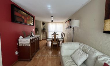 Excelente casa en  venta en Fuentes de Satélite