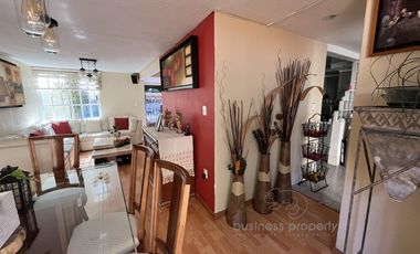 Excelente casa en  venta en Fuentes de Satélite