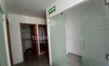 Local en Fraccionamiento Lomas Verdes 6a Sección