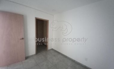 Local en Fraccionamiento Lomas Verdes 6a Sección