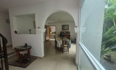 Casa Comercial en Santa María Ahuacatitlán Cuernavaca - LLR-173-Cc
