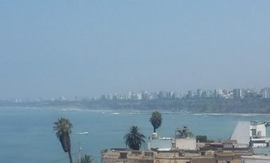 Venta de heermoso departametno con cochera en Chorrillos limite con Barranco