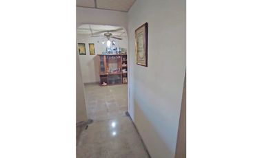 SE VENDE CASA EN DON BOSCO