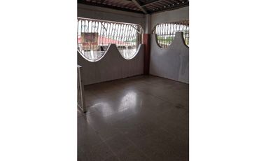 SE VENDE CASA EN DON BOSCO
