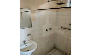 Alquilo casa en Miraflores Penonomé