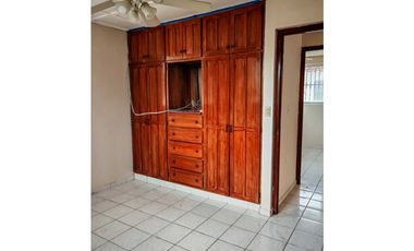 Alquilo casa en Miraflores Penonomé