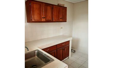 Alquilo casa en Miraflores Penonomé