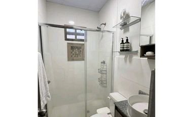 ALQUILER DE CASA EN ALTO BOQUETE SEMI AMOBLADA 3R CON PATIO Y PISCINA