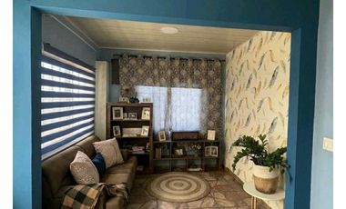 ALQUILER DE CASA EN ALTO BOQUETE SEMI AMOBLADA 3R CON PATIO Y PISCINA