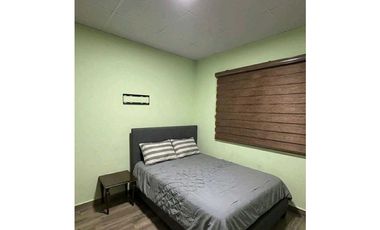 ALQUILER DE CASA EN ALTO BOQUETE SEMI AMOBLADA 3R CON PATIO Y PISCINA