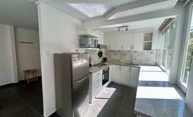 Amoblado 1D+1B recién remodelado