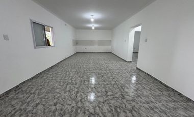 VENTA DE CASA QUINTA SOBRE LAGUNA LOS NARANJOS