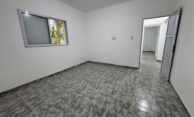 VENTA DE CASA QUINTA SOBRE LAGUNA LOS NARANJOS