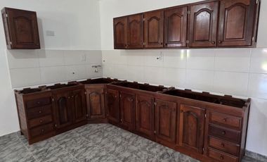 VENTA DE CASA QUINTA SOBRE LAGUNA LOS NARANJOS