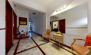 VENTA CASA 7 AMB. JARDIN Y GARAGE  - ADROGUÉ