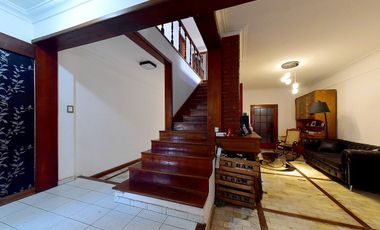 VENTA CASA 7 AMB. JARDIN Y GARAGE  - ADROGUÉ