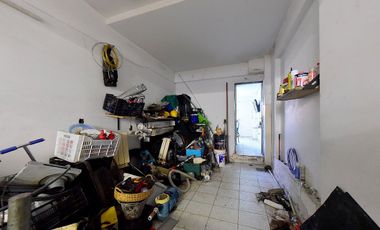 VENTA CASA 7 AMB. JARDIN Y GARAGE  - ADROGUÉ