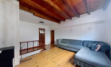VENTA CASA 7 AMB. JARDIN Y GARAGE  - ADROGUÉ
