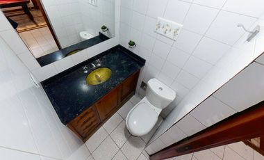 VENTA CASA 7 AMB. JARDIN Y GARAGE  - ADROGUÉ