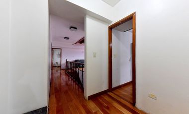 VENTA CASA 7 AMB. JARDIN Y GARAGE  - ADROGUÉ