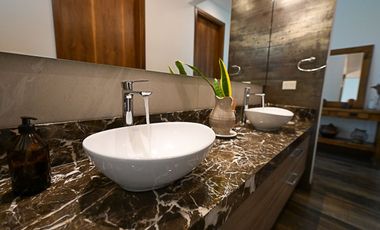 CASA EN VENTA AREA 60 5 AMB BARRIO LA VICTORIA