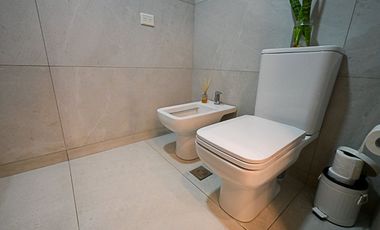 CASA EN VENTA AREA 60 5 AMB BARRIO LA VICTORIA